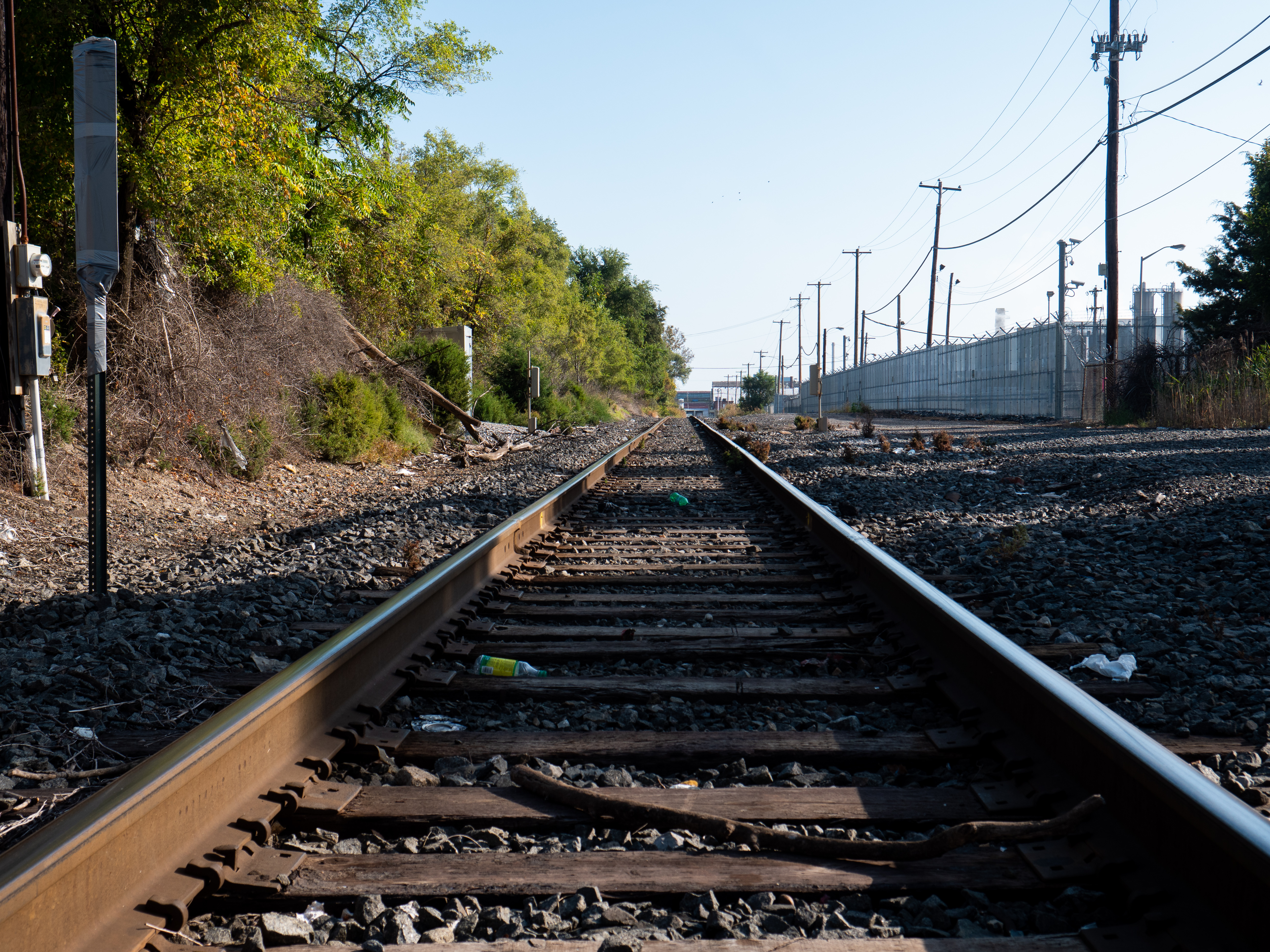 
Downloaded
 Save to Library
 Preview Crop
 Find Similar
 
File #:  293412920
Freight train tracks along Delaware river front - Chester, PA / USA